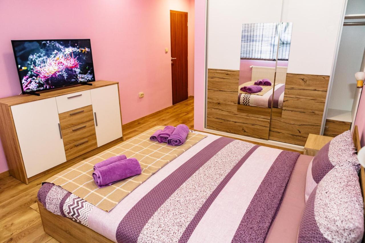 Krissty Apartment Veliko Tărnovo Esterno foto