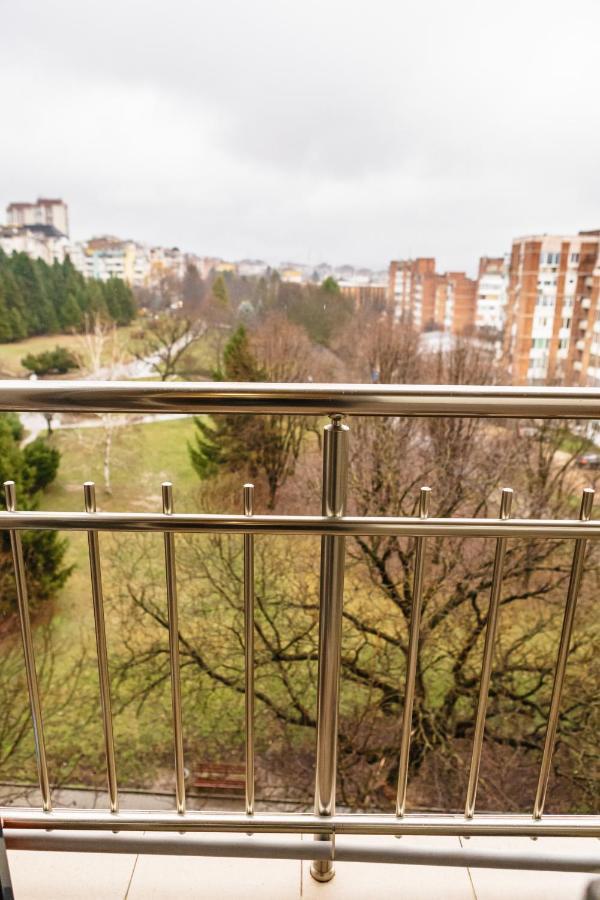 Krissty Apartment Veliko Tărnovo Esterno foto